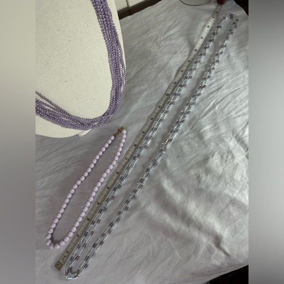 Group of 5 purple necklaces - Picture 3 of 8